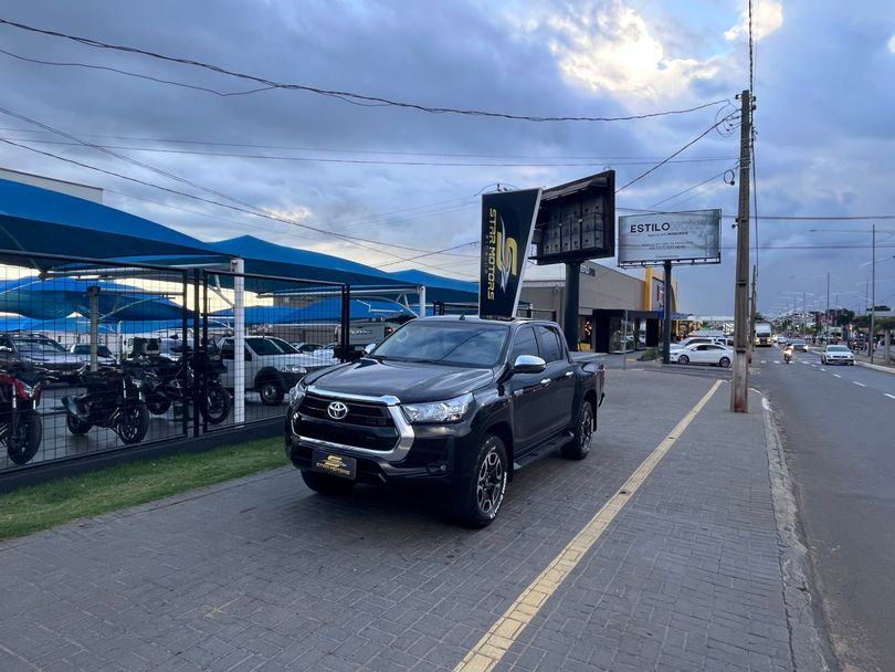 Toyota Hilux CD SRV 4x4 2.8 TDI Diesel Aut.