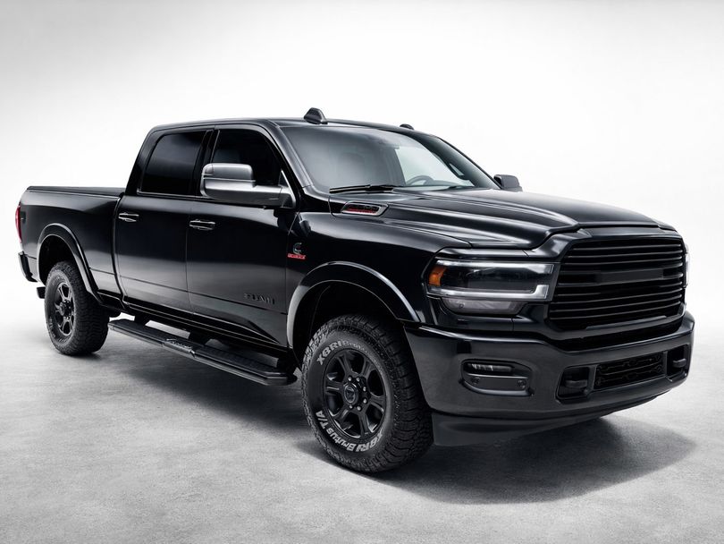 RAM 2500 LARAM. 6.7 NIGHT ED. TB CD 4x4 Die.