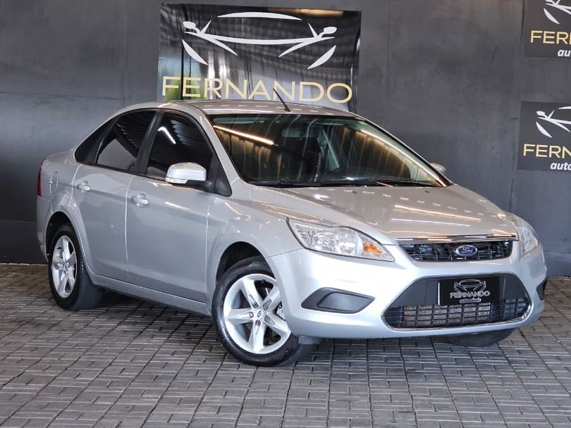 Ford Focus Sedan 2.0 16V/2.0 16V Flex 4p Aut.