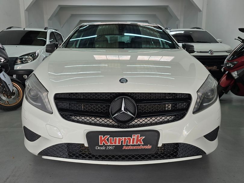 Mercedes Classe A 200 1.6 TB 16V Urban 156cv Aut.