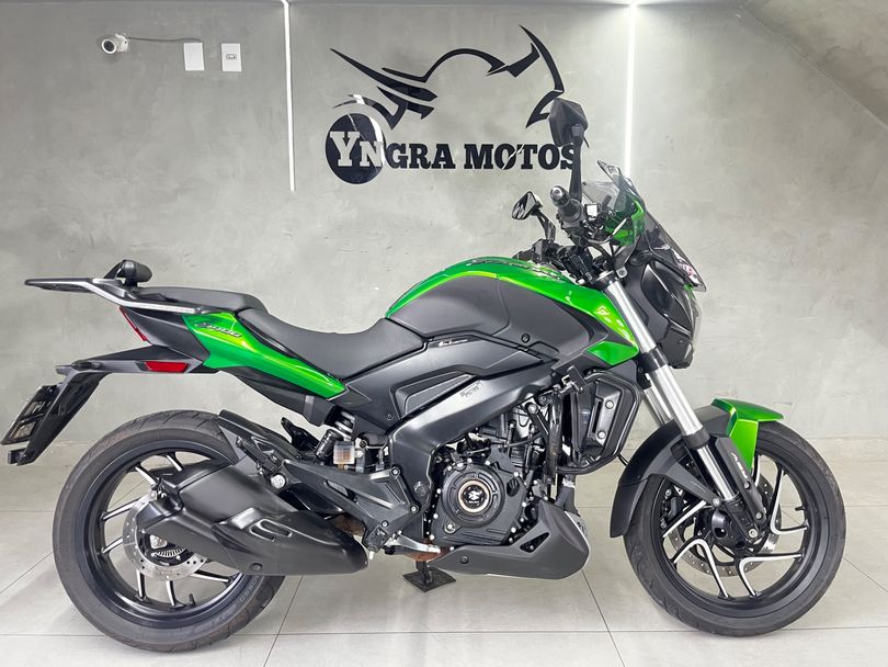BAJAJ DOMINAR 400 
