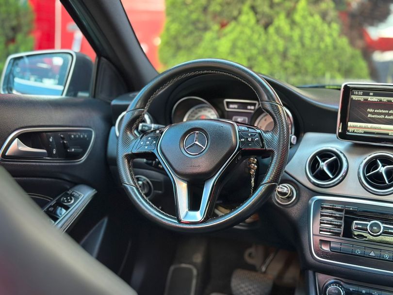 Mercedes GLA 200 Advance 1.6/1.6 TB 16V Flex Aut.