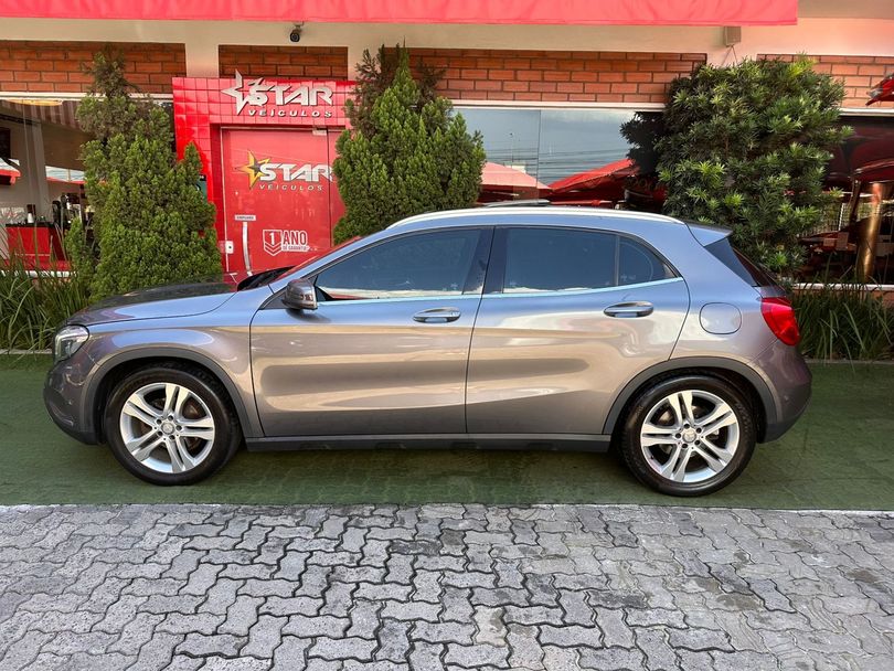 Mercedes GLA 200 Advance 1.6/1.6 TB 16V Flex Aut.