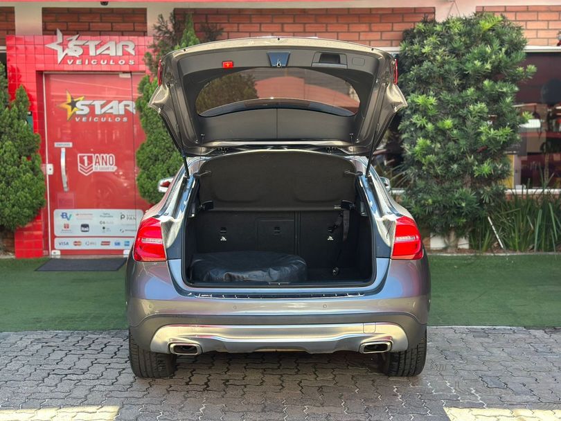 Mercedes GLA 200 Advance 1.6/1.6 TB 16V Flex Aut.