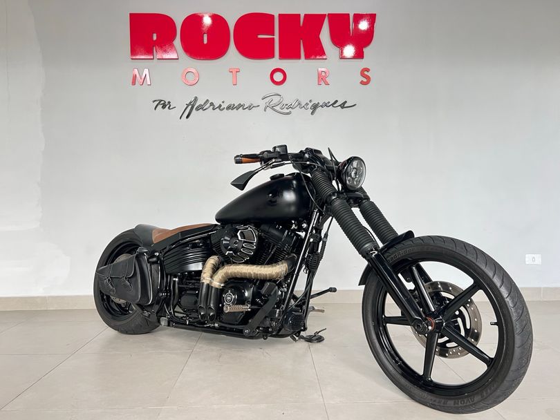 Harley SOFTAIL ROCKER/ ROCKER C 1584cc