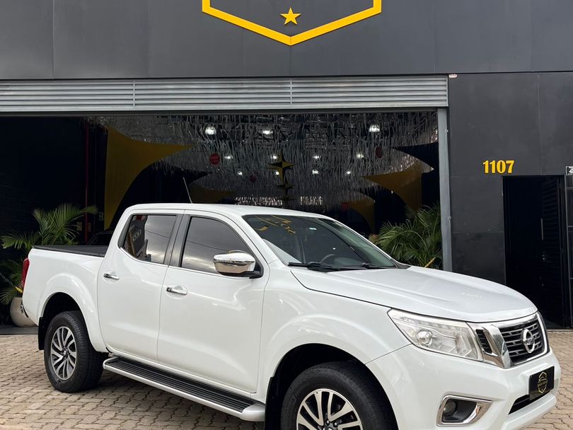 Nissan Frontier XE CD 4x4 2.3 Bi-TB Diesel Aut.