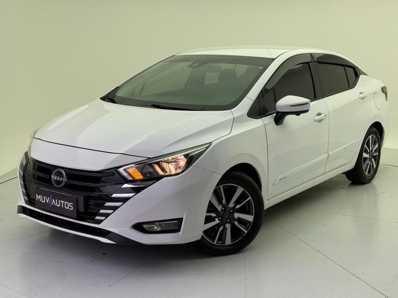 Nissan VERSA Advance 1.6 16V Flex Aut.