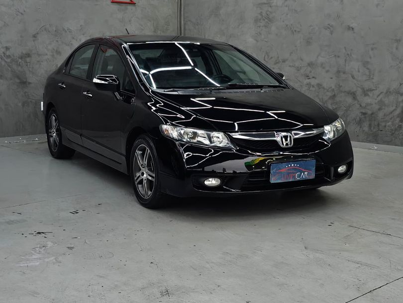 Honda Civic Sedan EXS 1.8/1.8 Flex 16V Aut. 4p