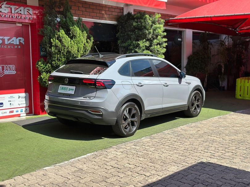 VolksWagen Nivus Highline 1.0 200 TSI Flex Aut.