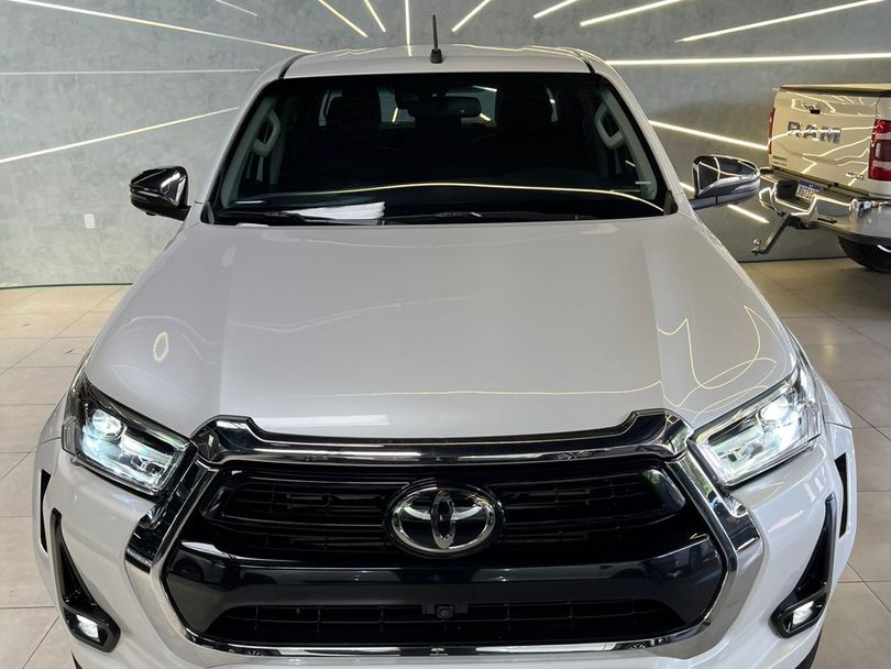 Toyota Hilux CD SRX 4x4 2.8 TDI 16V Diesel Aut.