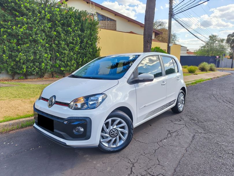 VolksWagen up! Connect 1.0 TSI Total Flex 12V 5p