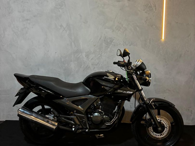 HONDA CBX 250 TWISTER