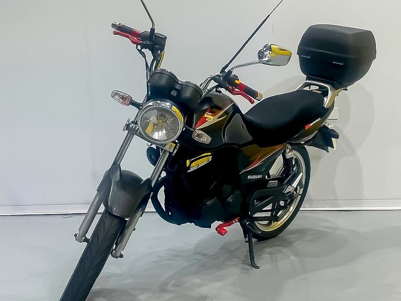 SUZUKI GSR 150i