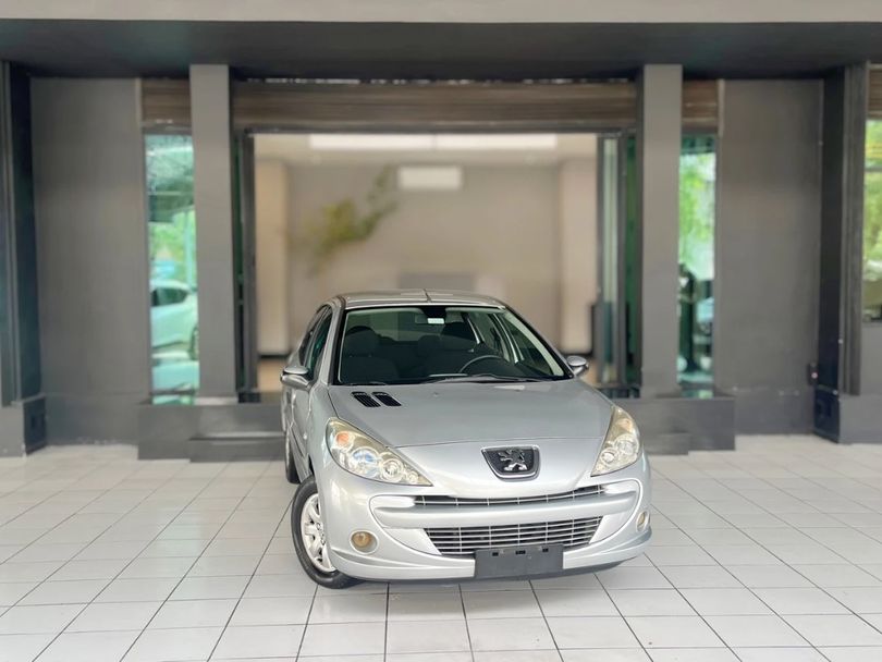 Peugeot 207 XR Sport 1.4 Flex 8V 5p