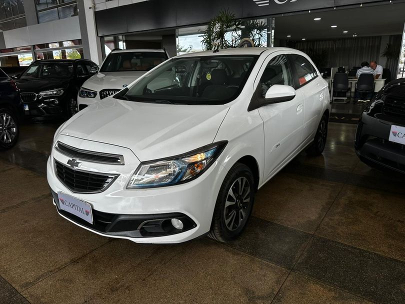 Chevrolet ONIX HATCH LTZ 1.4 8V FlexPower 5p Mec.