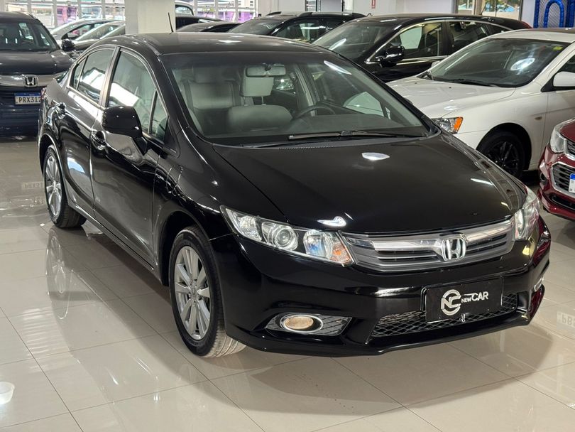 Honda Civic Sedan LXS 1.8/1.8 Flex 16V Mec. 4p