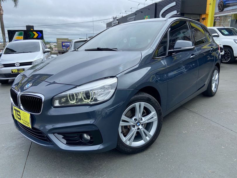 BMW 220i Tourer Active Flex 2.0 TB Aut.