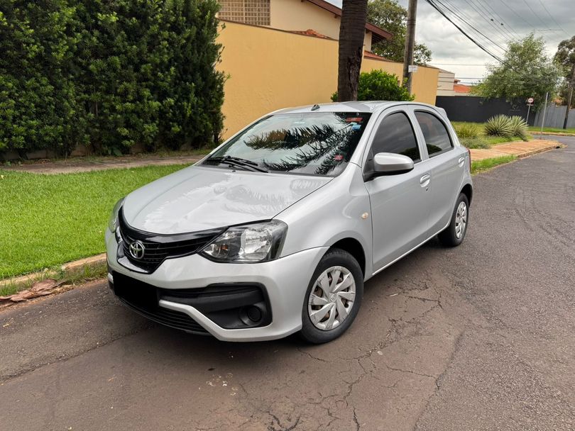 Toyota ETIOS X 1.3 Flex 16V 5p Mec.