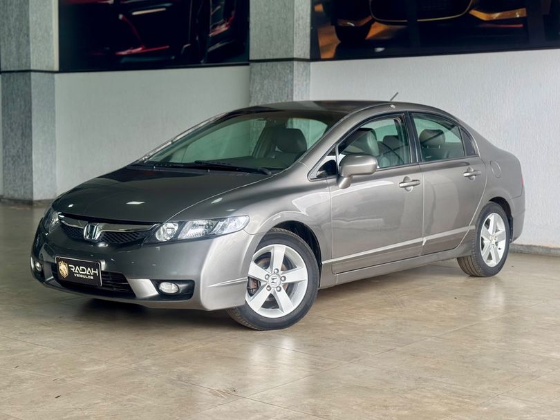 Honda Civic Sedan LXS 1.8/1.8 Flex 16V Mec. 4p