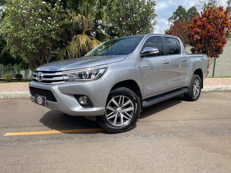 Toyota Hilux CD SR 4x4 2.8 TDI Diesel Aut.