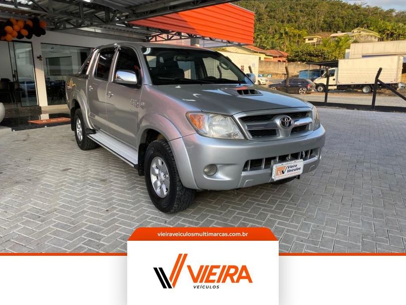 Toyota Hilux CD SRV D4-D 4x4 3.0 TDI Diesel Aut