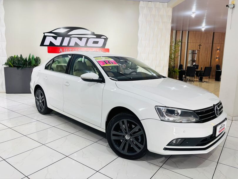 VolksWagen JETTA Highline 2.0 TSI 16V 4p Tiptronic