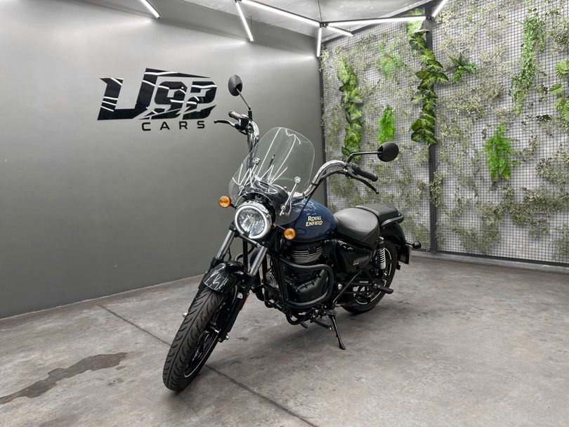 Royal Enfield Meteor 350 Fireball 