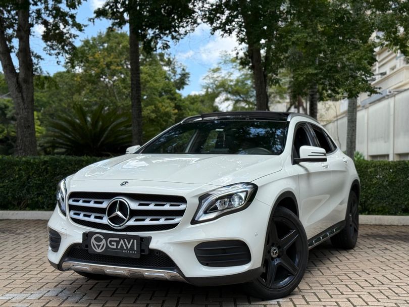 Mercedes GLA 250 Sport 2.0 TB 16V 4x2  211cv Aut.