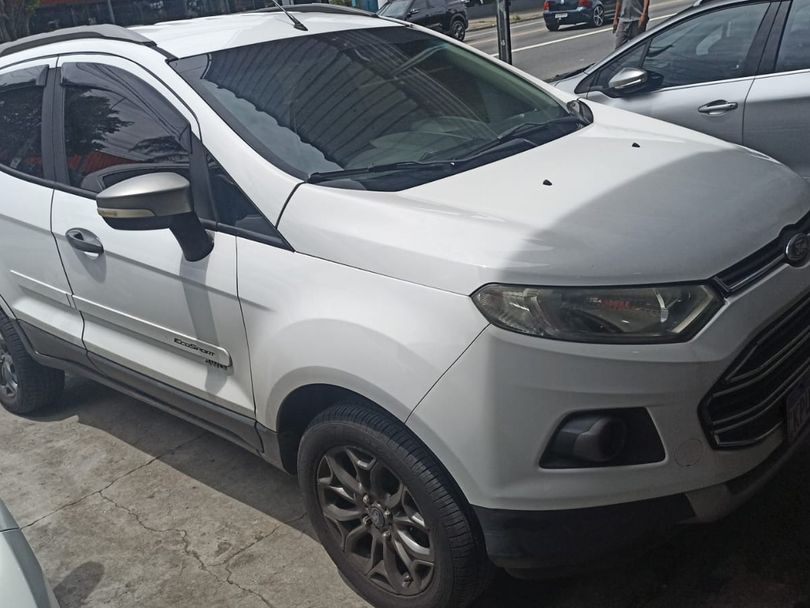 Ford EcoSport FREESTYLE 2.0 16V 4WD Flex 5p