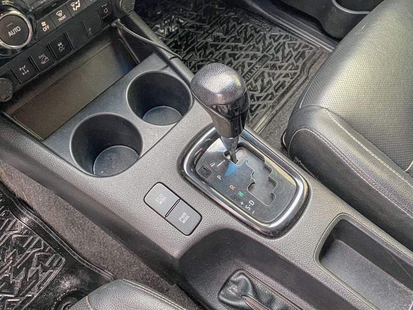 Toyota Hilux CD SRX 4x4 2.8 TDI 16V Diesel Aut.