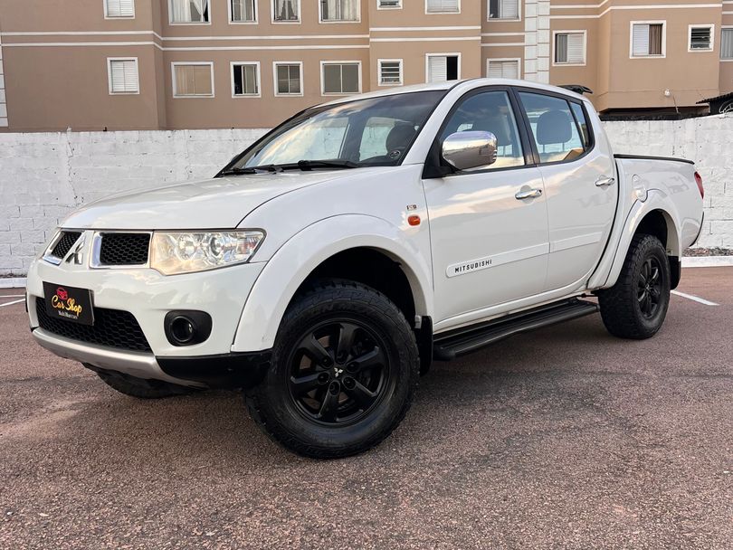 Mitsubishi L200 Triton HPE 3.2 CD TB Int.Diesel Aut