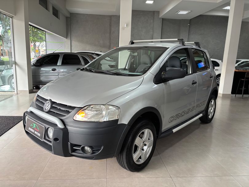 VolksWagen CROSSFOX 1.6 Mi Total Flex 8V 5p