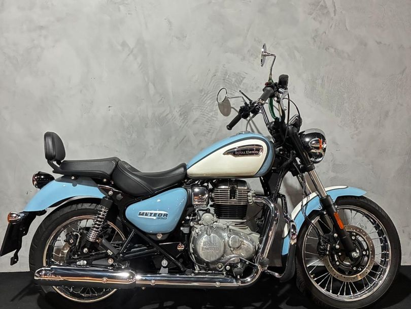 Royal Enfield Meteor 350 Aurora 