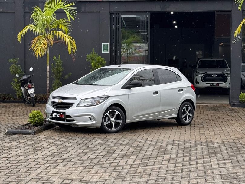 Chevrolet ONIX HATCH Joy 1.0 8V Flex 5p Mec.