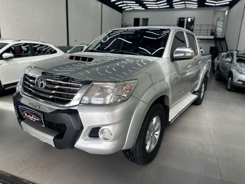 Toyota Hilux CD SRV D4-D 4x4 3.0 TDI Diesel Aut