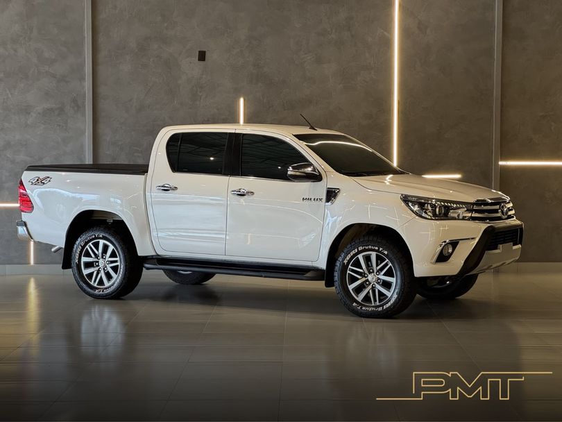 Toyota Hilux CD SRX 4x4 2.8 TDI 16V Diesel Aut.