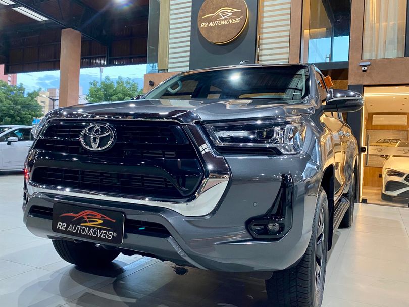 Toyota Hilux CD SRV 4x4 2.8 TDI Diesel Aut.