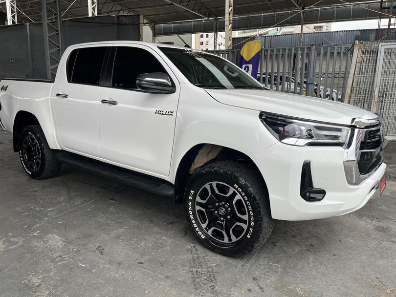 Toyota Hilux CD SRX 4x4 2.8 TDI 16V Diesel Aut.