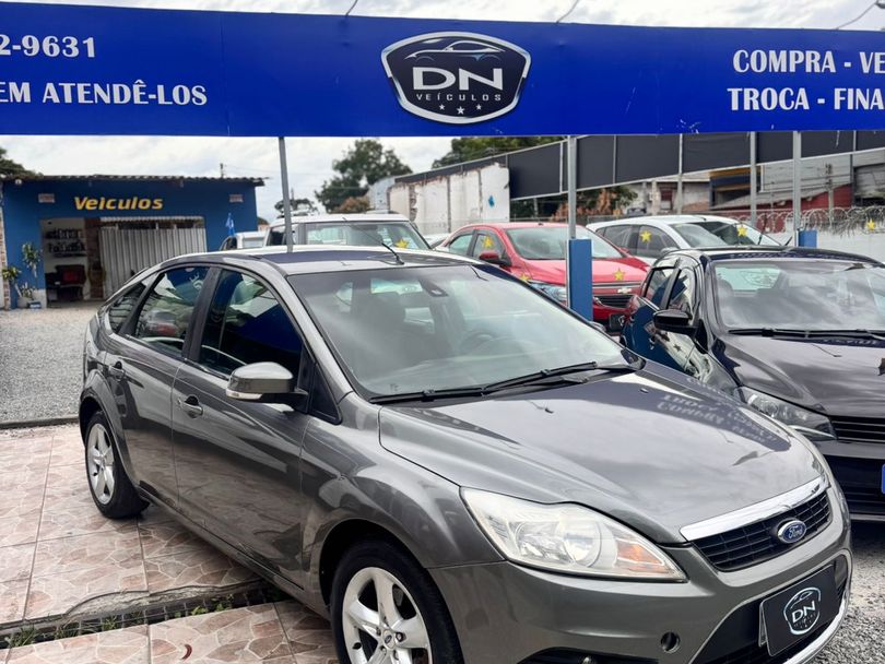 Ford Focus 1.6 S/SE/SE Plus Flex 8V/16V  5p
