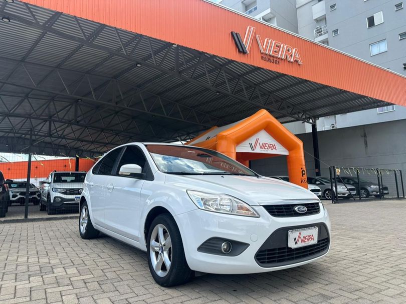 Ford Focus 1.6 S/SE/SE Plus Flex 8V/16V  5p