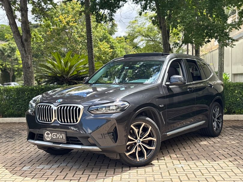 BMW X3 XDRIVE 30e X-Line Turbo Aut. (Híb.)