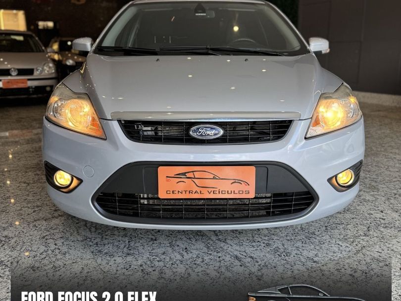 Ford Focus 2.0 16V/ 2.0 16V Flex 5p