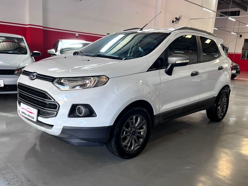 Ford EcoSport FREESTYLE 1.6 16V Flex 5p Aut.