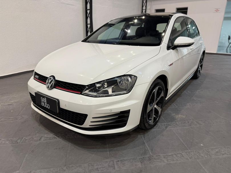 VolksWagen Golf GTi 2.0 TSI 220cv Aut.