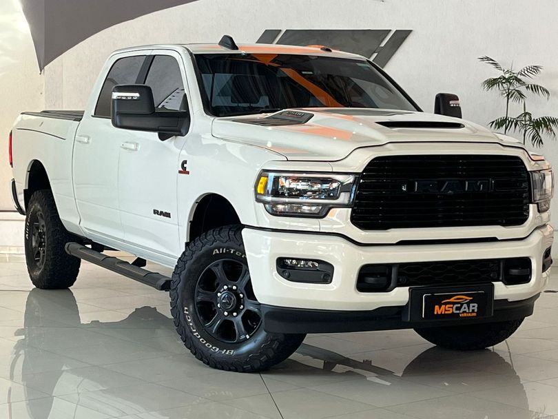 RAM Laramie Night Edition 6.7 Turbo Diesel 4x4