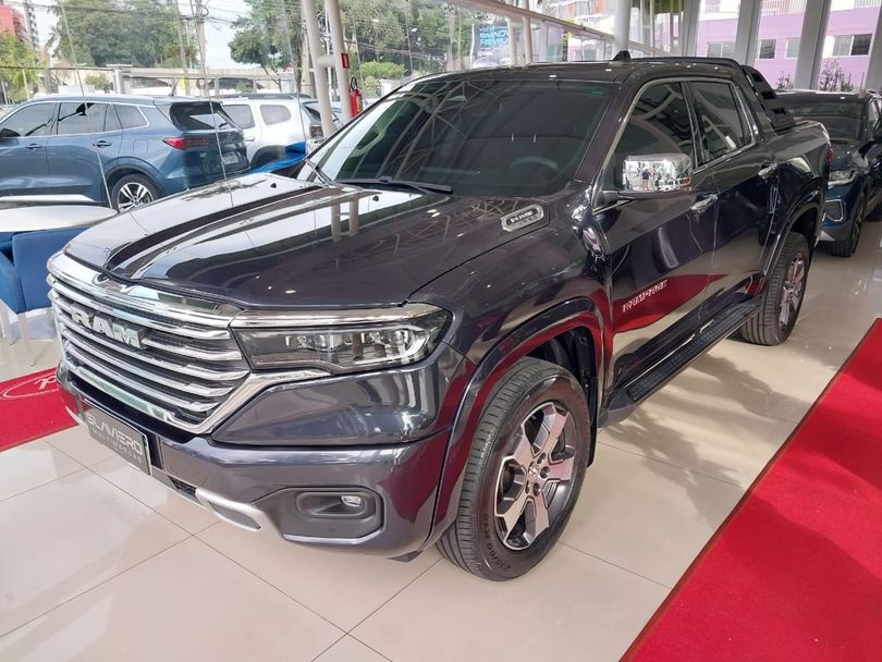 RAM RAMPAGE LAR. HURR. 4 2.0 TB CD 4X4  Aut.