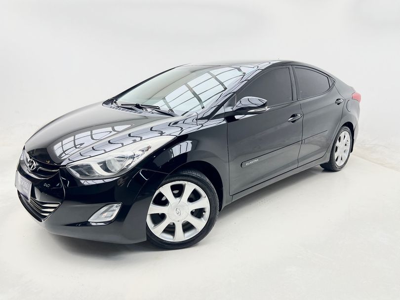 Hyundai Elantra GLS 1.8 16V Aut.