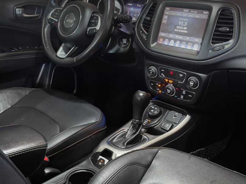 Jeep COMPASS LONGITUDE 2.0 4x4 Dies. 16V Aut.