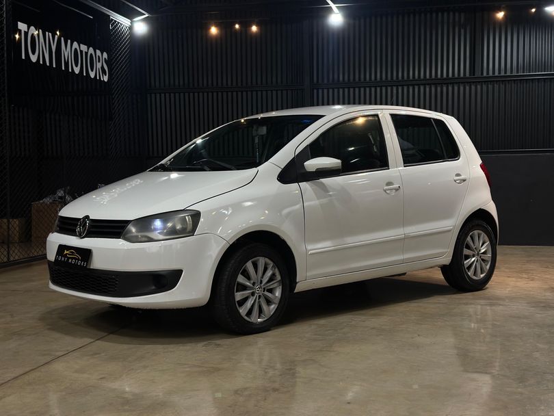 VolksWagen Fox 1.6 Mi Total Flex 8V 5p