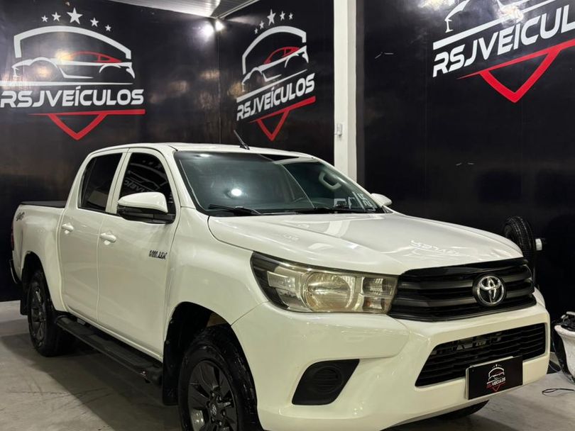 Toyota Hilux CD 4x4 2.8 Diesel Mec.